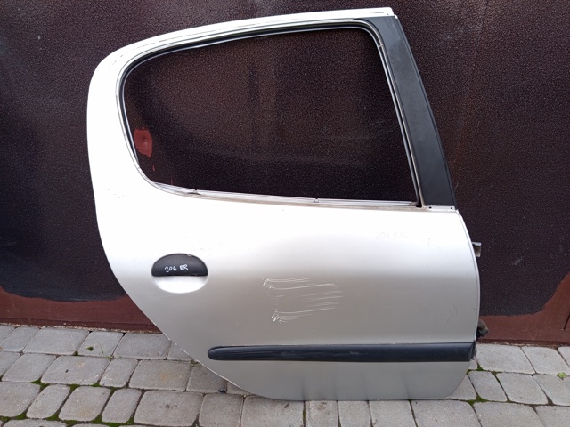 Дверь задняя в сборе 9008A5 PEUGEOT
