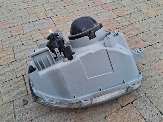 HYUNDAI 9210126025 Фара левая в наличии Черкассы