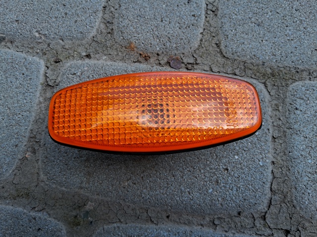 Повторитель поворота на крыло 9230526000 HYUNDAI