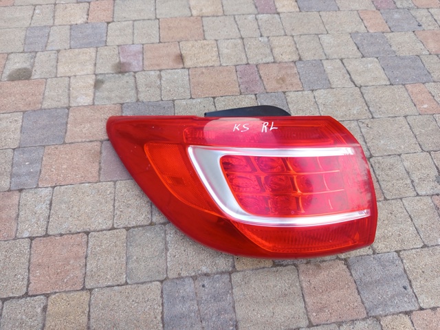 Задняя левая внешняя фара 924013W010 HYUNDAI