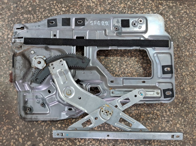 9881026200 HYUNDAI Мотор стеклоподъемника двери задней левой купить в Ровно