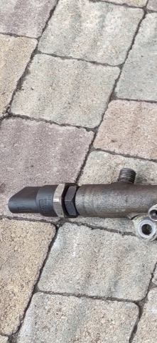 Манометры A0041531528 MERCEDES