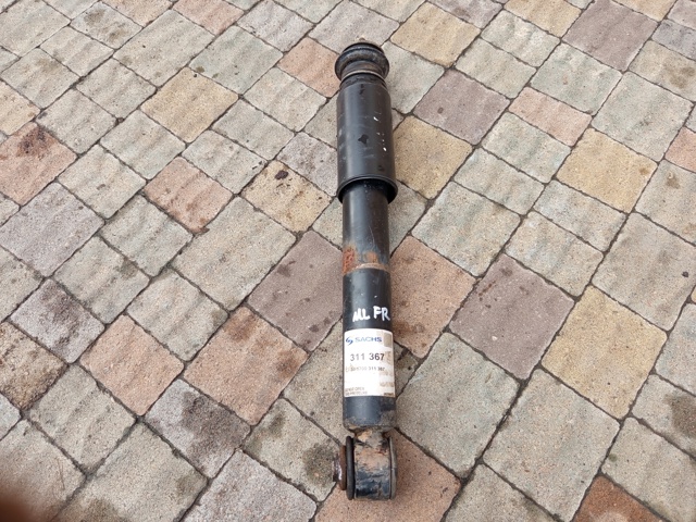 Амортизаторы передние A1633261100 MERCEDES