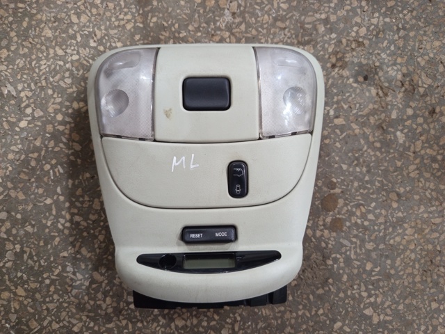 Лампочка освещения салона A1638204801 MERCEDES