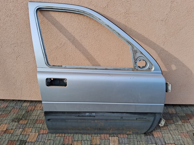 Пассажирская передняя дверь ASR1806 LAND ROVER
