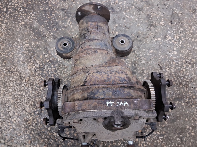 C8301EB310 NISSAN Задний редуктор купить в Чернигов