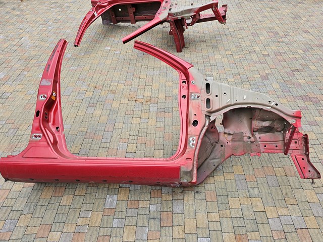 Порог наружний правый Nissan Micra
