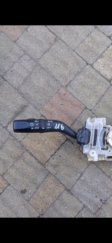 Подрулевой переключатель левый GJ6A66122 MAZDA