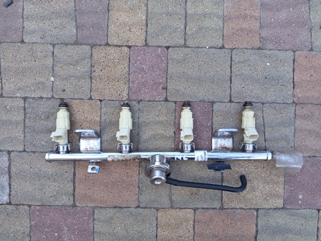 Форсунки L30113250A MAZDA