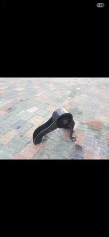 Подушка двигателя MN101387 MITSUBISHI