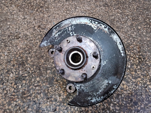 Кулак поворотный передний левый RUB101512 LAND ROVER