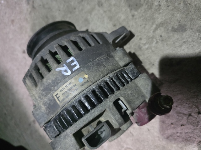 Автомобильный генератор WL8118300 MAZDA