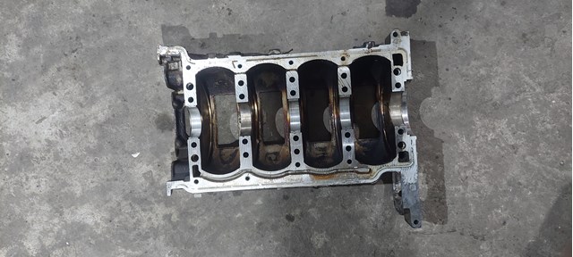 Двигатель в сборе 19300256 GM