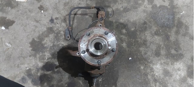 Цапфа поворотная правая 5171102AB CHRYSLER