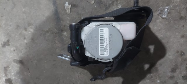 Ремень безопасности передний правый 72117258436 BMW