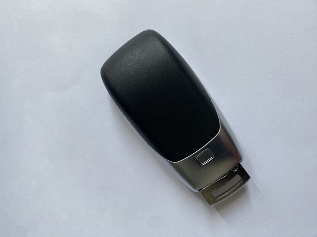 MERCEDES A1779057104 Ключ замка зажигания  в наличии Киев