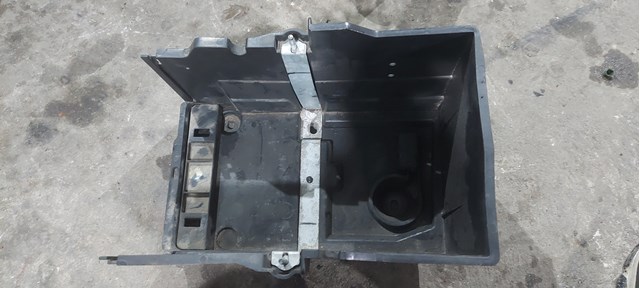 Подставка аккумулятора AM5110723AD FORD