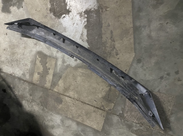 MAZDA KB8A507E1 в наличии Черновцы