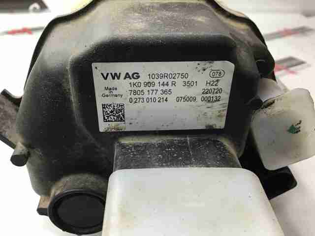 Реечный рулевой механизм 1K0909144R VAG