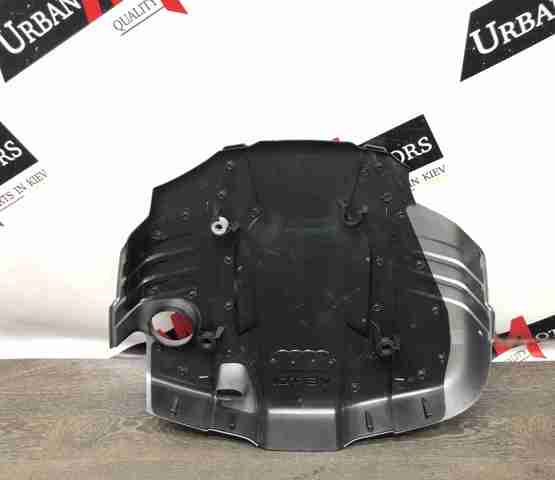 Крышка мотора декоративная 4H0103925 VAG