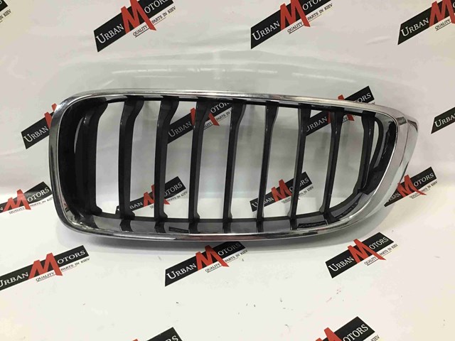 Решетка радиатора левая 51137294817 BMW