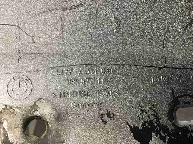 Накладка (молдинг) порога наружная левая 51777374613 BMW