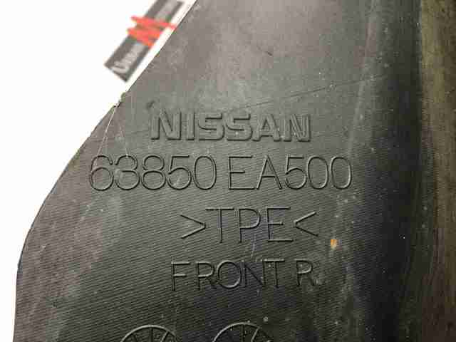 Брызговик передний, правый 63850EA500 NISSAN