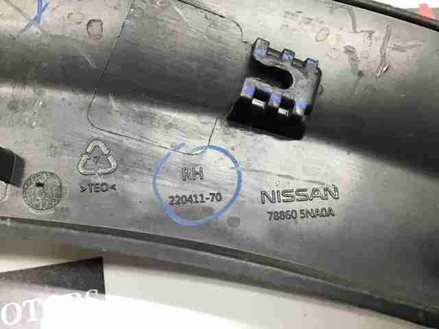 Молдинг задней арки крыла, правый 788605NA0A NISSAN