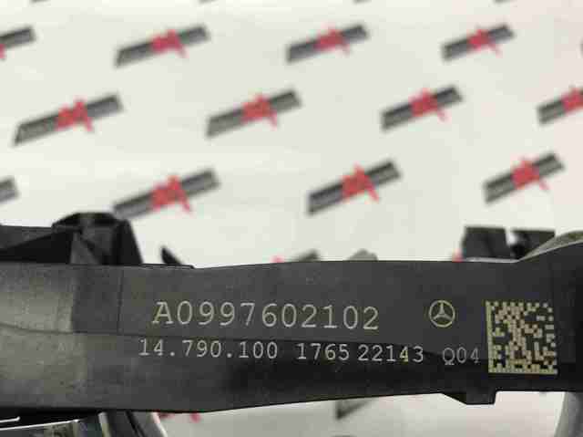 Ручка задней двери наружная, левая A0997601559 MERCEDES