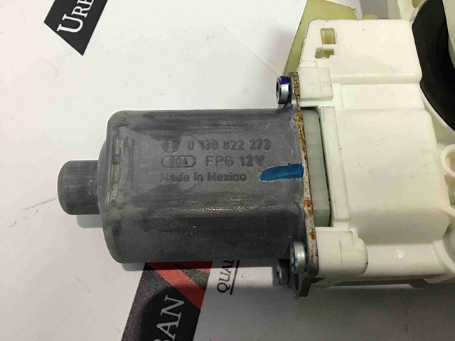 Стеклоподъемник передней левой двери A1647201579 MERCEDES