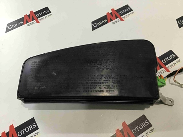 Подушка Айрбег спинки сидения правого A1648601805 MERCEDES