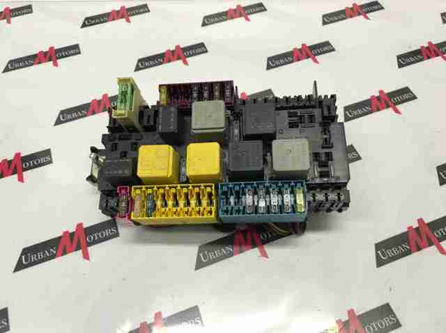 Монтажный блок предохранителей A1669063801 MERCEDES