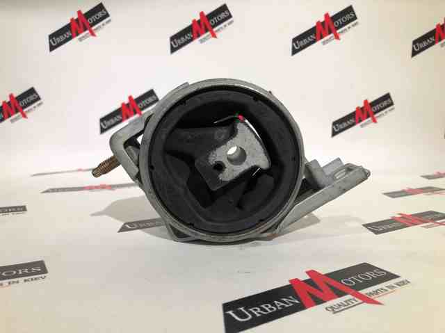 Подушка двигателя левая/правая A1682401218 MERCEDES