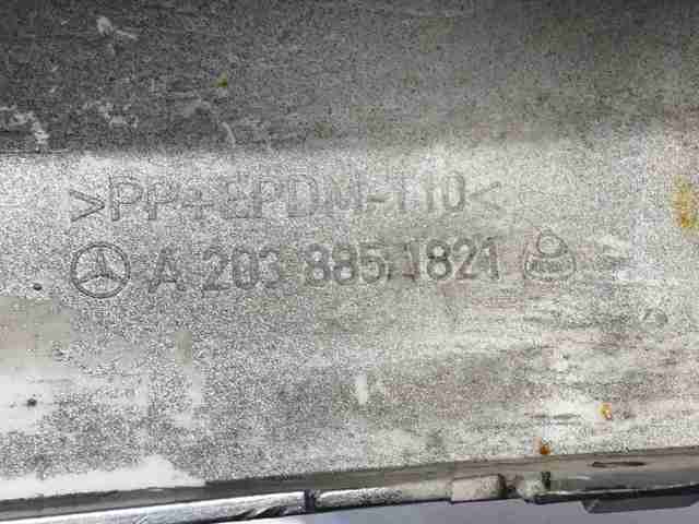 MERCEDES A2038851821 Молдинг бампера переднего правый в наличии Ирпень