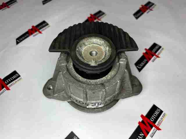 MERCEDES A2042404317 Подушка (опора) двигателя передняя в наличии Одесса