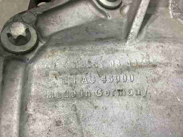 Крышка редуктора заднего A2043510308 MERCEDES