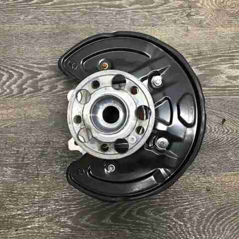 Цапфа поворотного кулака A2053500141 MERCEDES