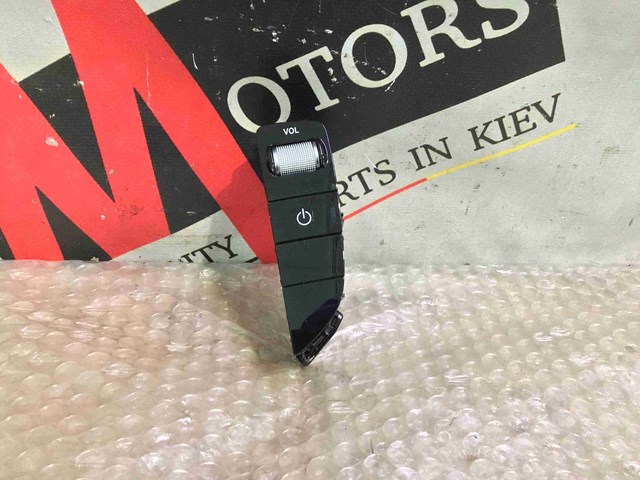 Блок кнопок центральной консоли A2059059306 MERCEDES