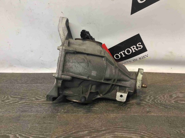 Крышка редуктора заднего A2133510008 MERCEDES
