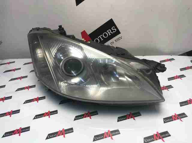 Фара правая A2218204661 MERCEDES