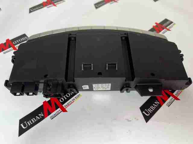 Блок кнопок центральной консоли A2218704858 MERCEDES