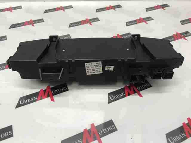 Блок кнопок центральной консоли A2219055200 MERCEDES