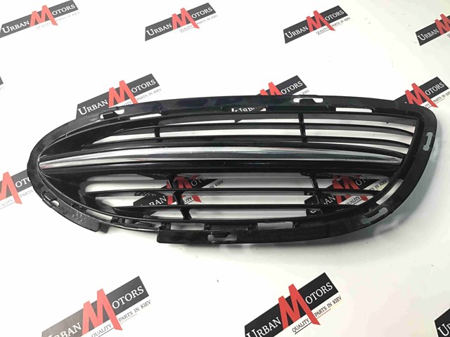 Оправа противотуманки A2228850324 MERCEDES