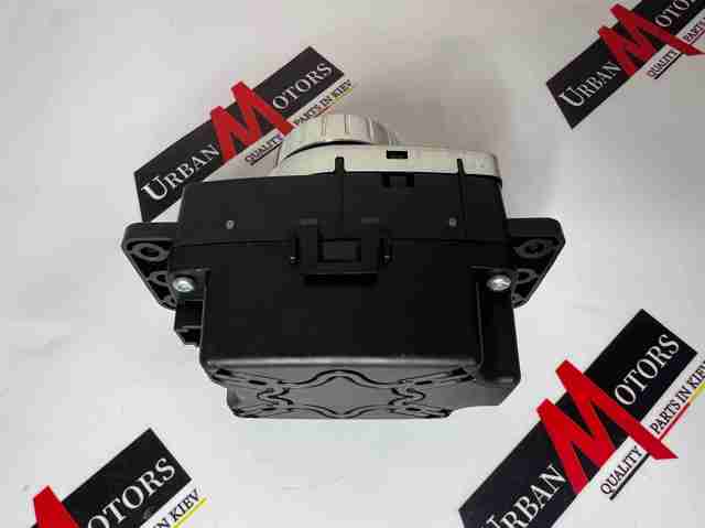 Блок кнопок центральной консоли A2469009802 MERCEDES