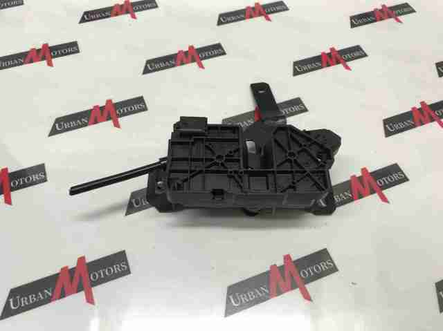 Замок крышки капота A2478800060 MERCEDES