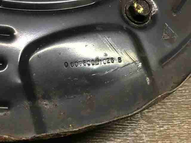 Ось передняя и поворотные кулаки A2513301420 MERCEDES