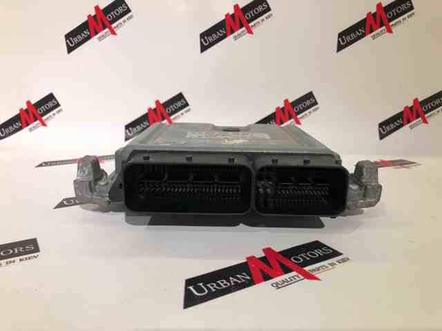 Компьютер двигателя A2749000800 MERCEDES