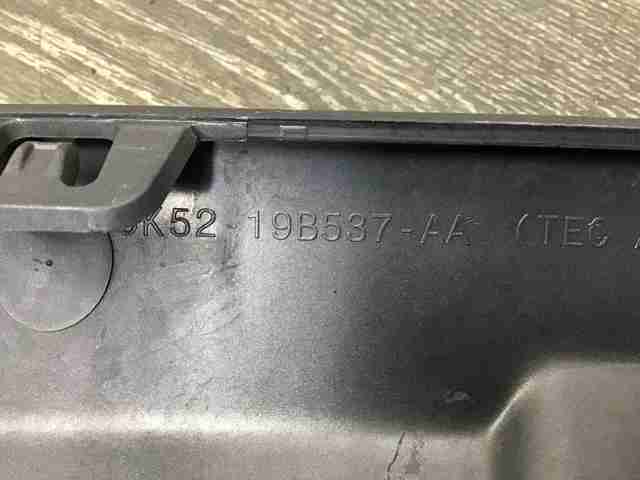 Заглушка бампера буксировочного крюка CK5219B537AA LAND ROVER