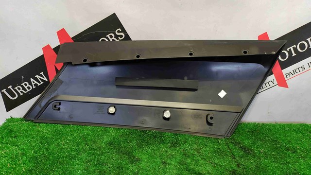 Накладка стойки кузова внешняя, задняя правая DDH000083PNP LAND ROVER
