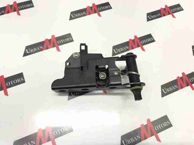 Замок задней двери FUG500150 LAND ROVER